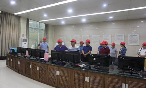 发展集团党委书记、董事长谭建华带队督查分江南网页版_江南(中国)官方防洪防汛工作