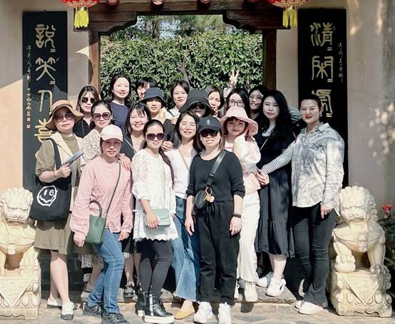 江南网页版_江南(中国)官方组织女员工开展庆祝妇女节活动
