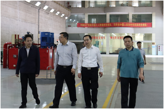 省国资委党委委员、副主任毛育新带队赴江南网页版_江南(中国)官方株洲航电分江南网页版_江南(中国)官方开展安全生产督查