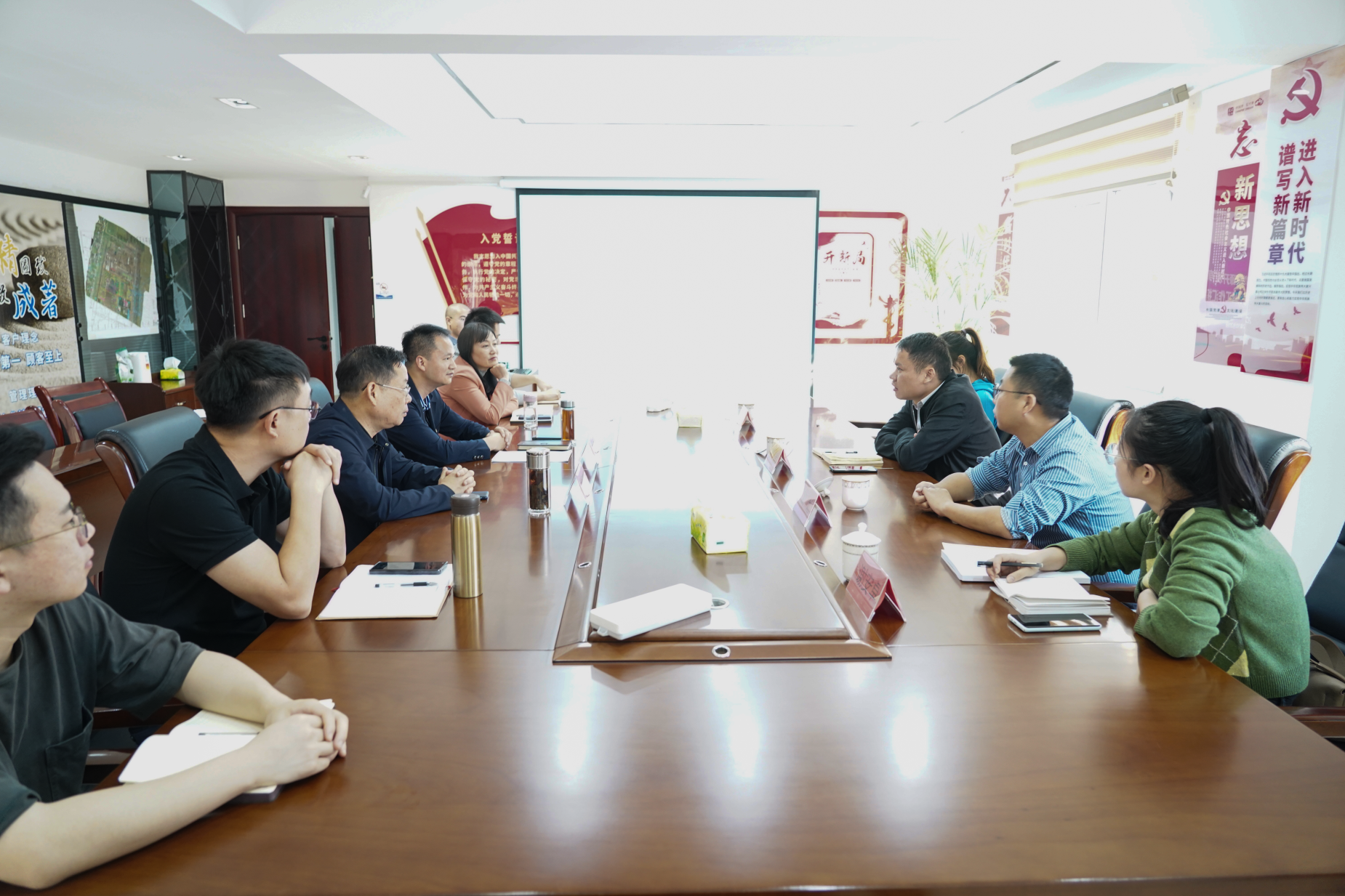 共青团益阳市委对益沅江南网页版_江南(中国)官方市级“青年文明号”创建工作进行实地验收